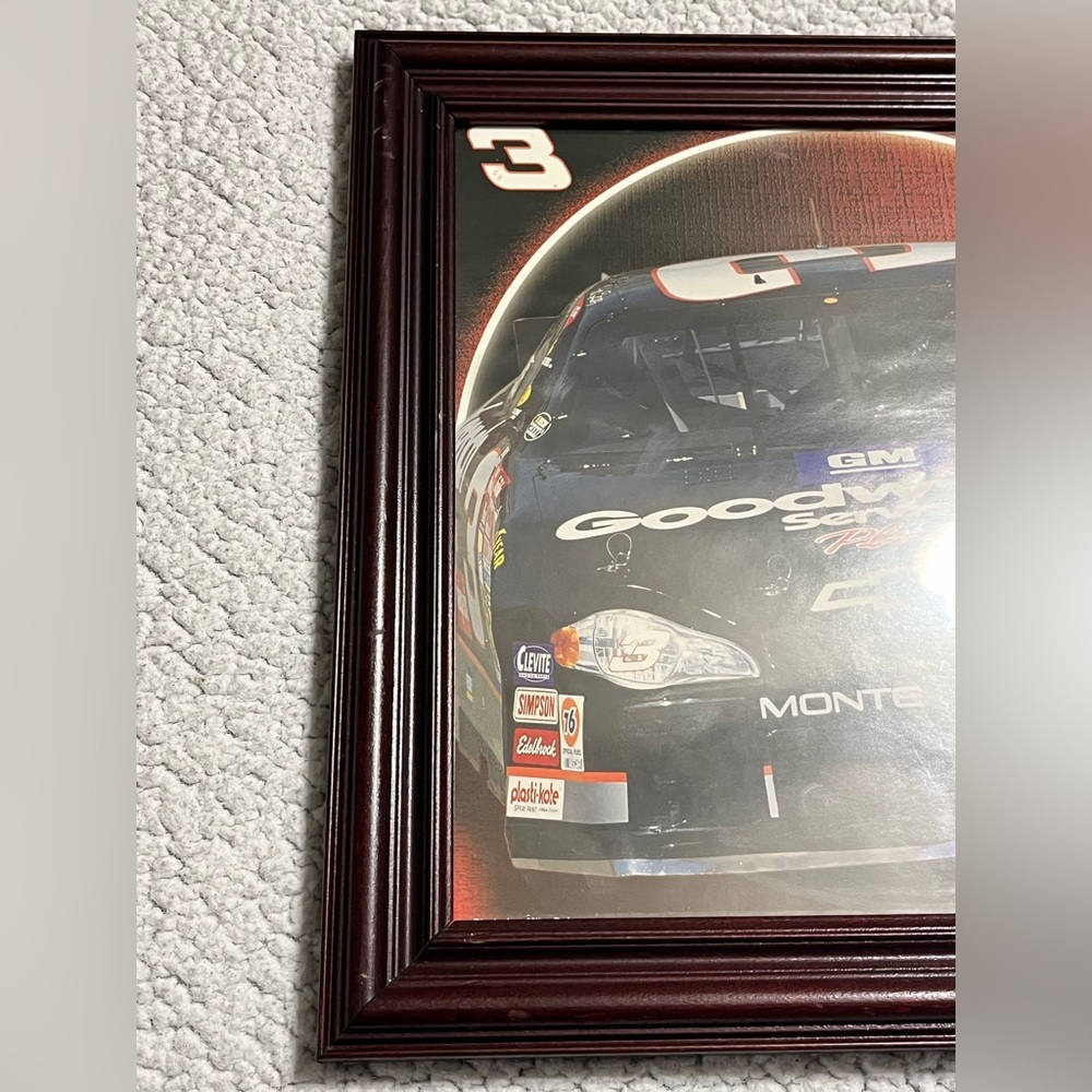 Goodwrench Racing Memorabilia Set - Picture 10 of 16